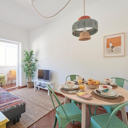 שטובל Central & Sunny 2Br Apt Near Beach, By Timecooler מראה חיצוני תמונה