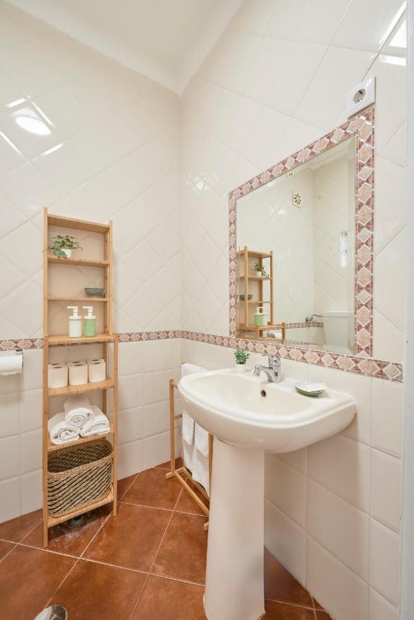 שטובל Central & Sunny 2Br Apt Near Beach, By Timecooler מראה חיצוני תמונה