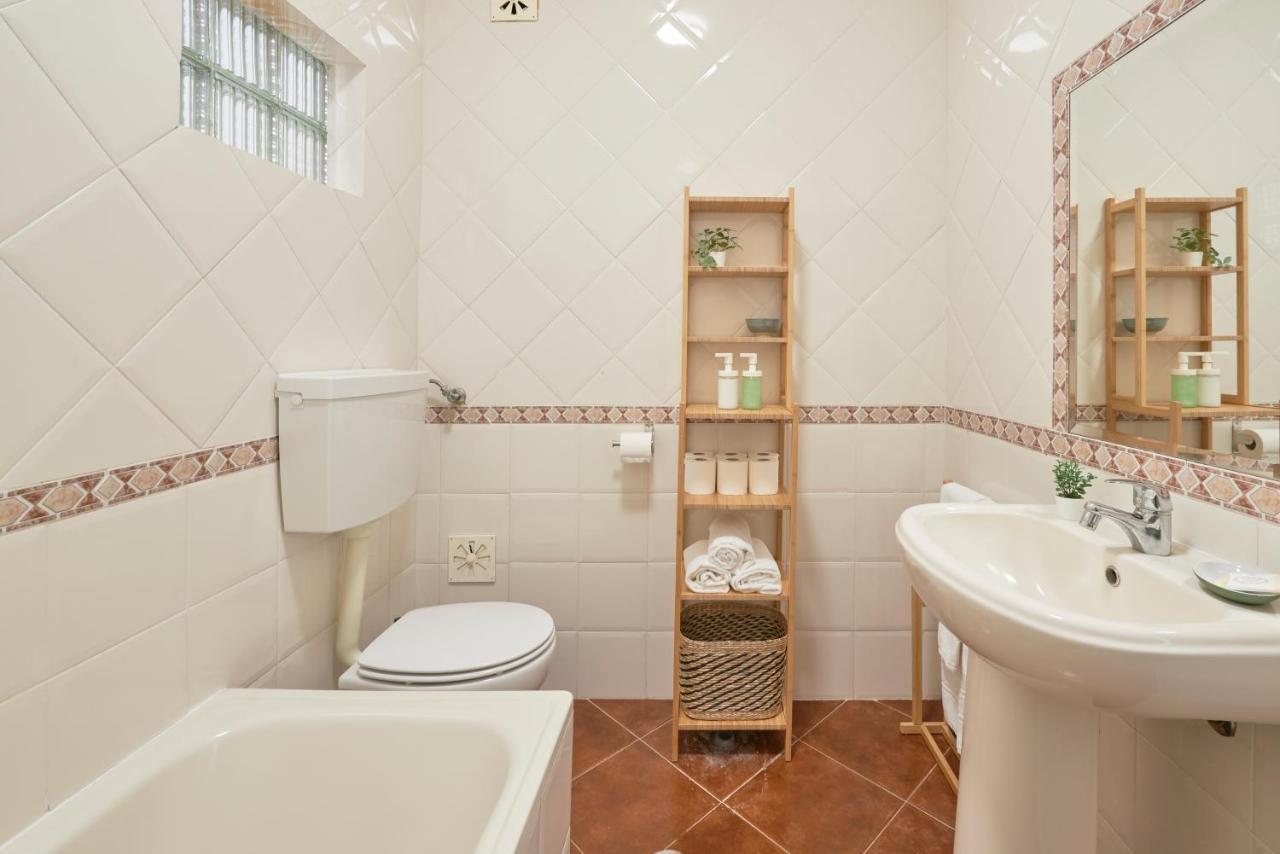 שטובל Central & Sunny 2Br Apt Near Beach, By Timecooler מראה חיצוני תמונה